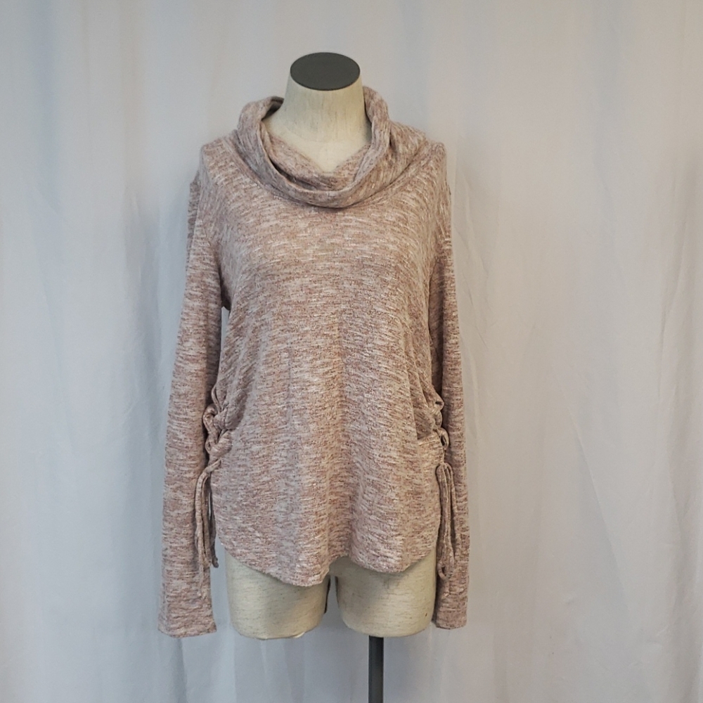 Knox Rose Side Cinch‎ Sweater